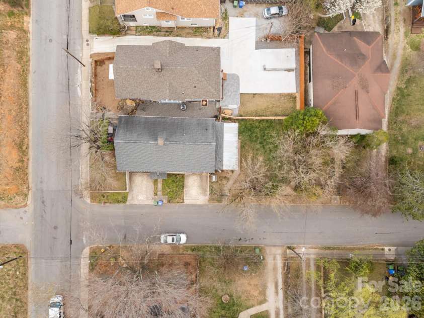 26 Hanover Street, Asheville, NC 28806.  MLS# CAR4241021, YatesRealty ID 2882. 