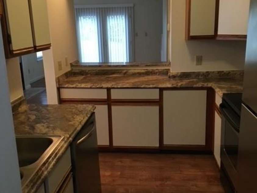 814 Selwyn Oaks Court, Charlotte, NC 28209.  MLS# CAR4390608, YatesRealty ID 28820. 
