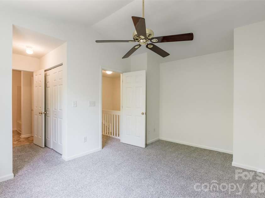 5840 Prescott Court, Charlotte, NC 28269.  MLS# CAR4385304, YatesRealty ID 28821. 