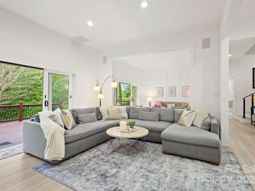 140 Wilson Ridge Road, Boone, NC 28607.  MLS# CAR4278655, YatesRealty ID 28823. 