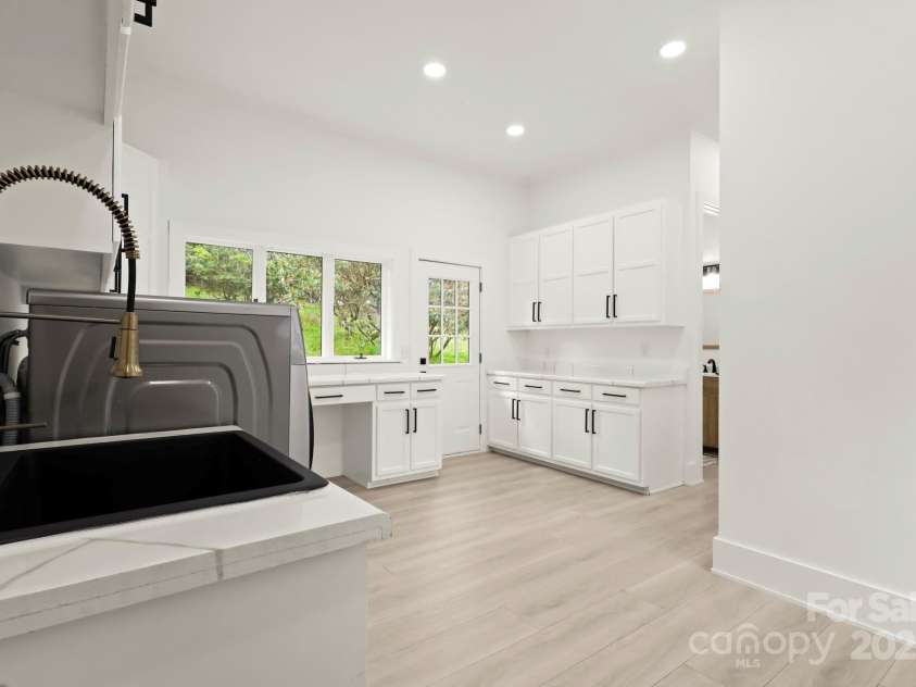 140 Wilson Ridge Road, Boone, NC 28607.  MLS# CAR4278655, YatesRealty ID 28823. 