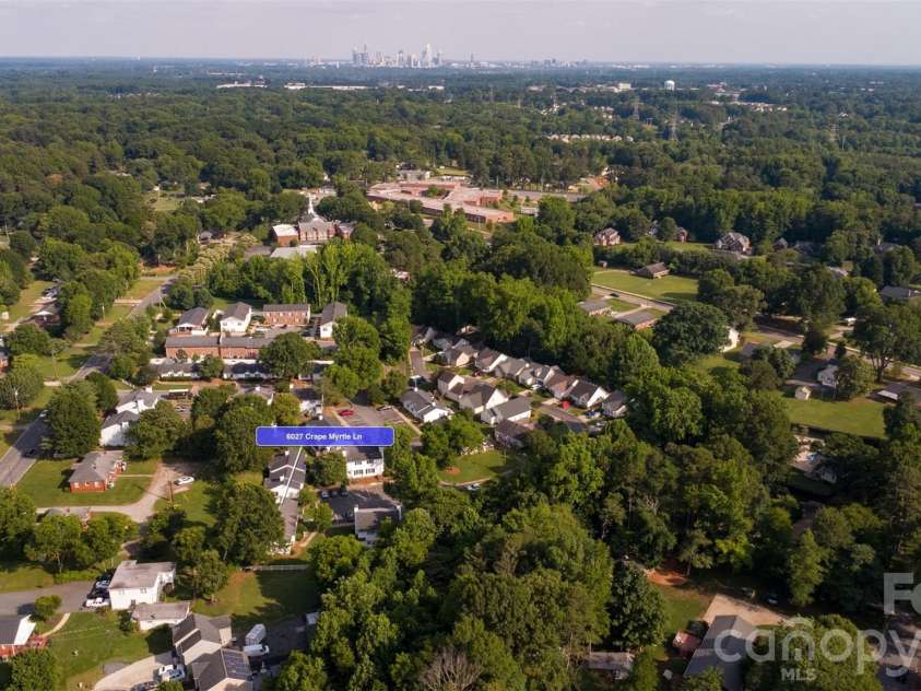 6027 Crape Myrtle Lane, Charlotte, NC 28216.  MLS# CAR4385152, YatesRealty ID 28823. 