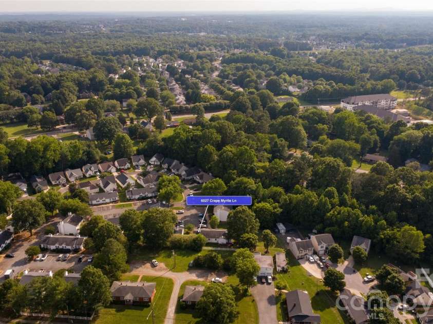 6027 Crape Myrtle Lane, Charlotte, NC 28216.  MLS# CAR4385152, YatesRealty ID 28823. 
