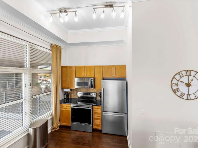 1315 Boulevard Boulevard, Charlotte, NC 28203.  MLS# CAR4283512, YatesRealty ID 28824. 