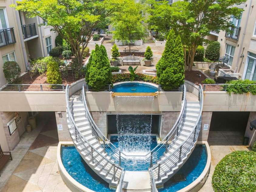 1315 Boulevard Boulevard, Charlotte, NC 28203.  MLS# CAR4283512, YatesRealty ID 28824. 