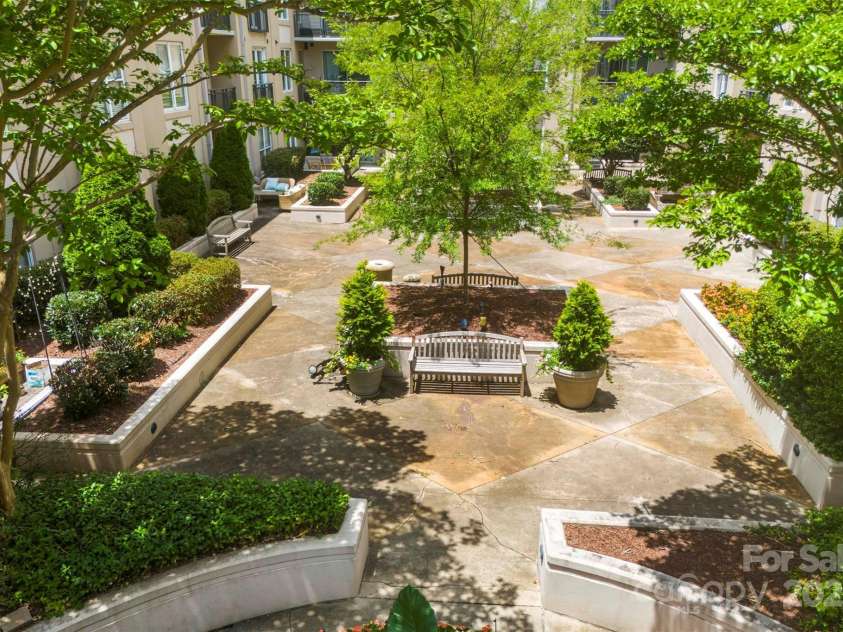 1315 Boulevard Boulevard, Charlotte, NC 28203.  MLS# CAR4283512, YatesRealty ID 28824. 