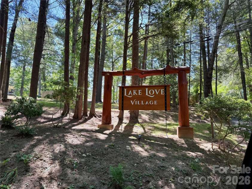 10 Lakemont Cottage Trail, Flat Rock, NC 28731.  MLS# CAR4386304, YatesRealty ID 28825. 