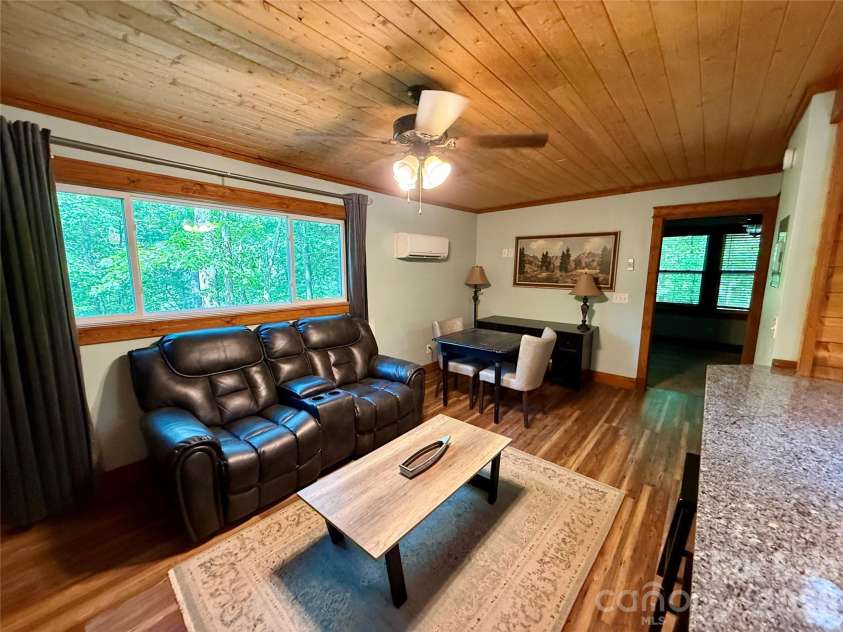 10 Lakemont Cottage Trail, Flat Rock, NC 28731.  MLS# CAR4386304, YatesRealty ID 28825. 