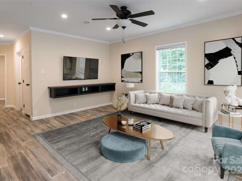 321 Flat Creek Road, Black Mountain, NC 28711.  MLS# CAR4284477, YatesRealty ID 28825. 