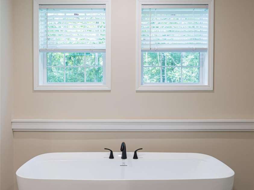 321 Flat Creek Road, Black Mountain, NC 28711.  MLS# CAR4284477, YatesRealty ID 28825. 