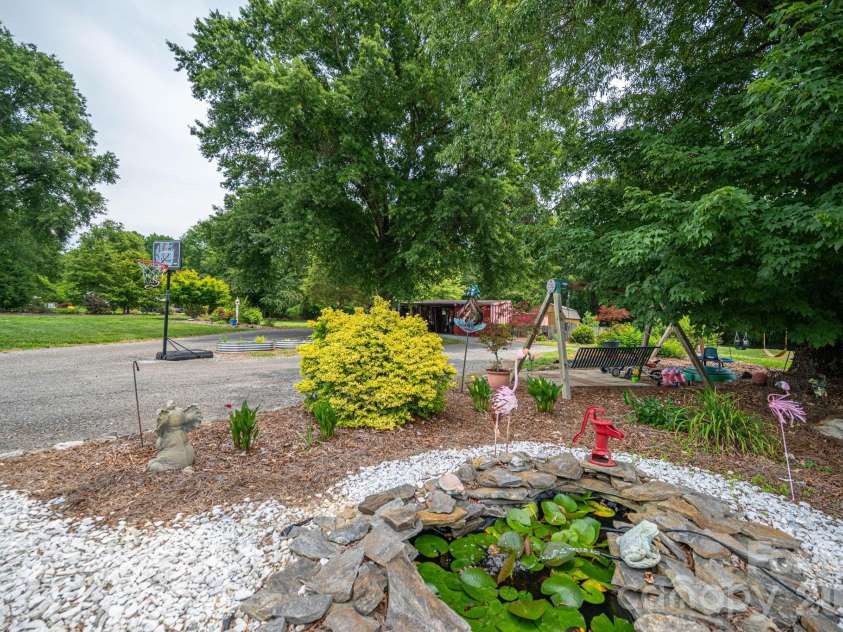 403 Old Post Road, Cherryville, NC 28021.  MLS# CAR4383564, YatesRealty ID 28826. 