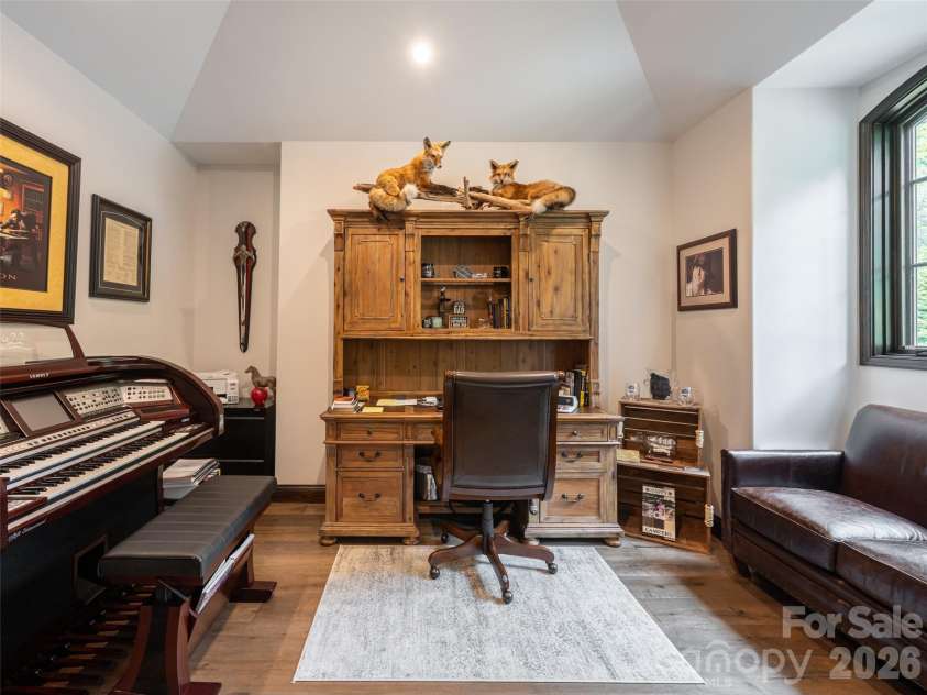 151 Bridgewater Drive, Fletcher, NC 28732.  MLS# CAR4386209, YatesRealty ID 28827. 