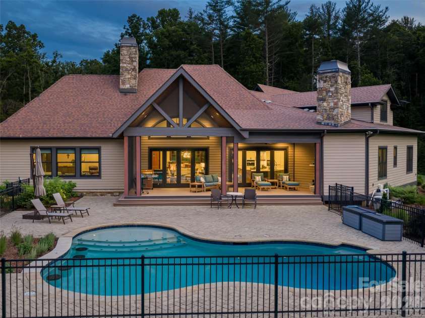 151 Bridgewater Drive, Fletcher, NC 28732.  MLS# CAR4386209, YatesRealty ID 28827. 