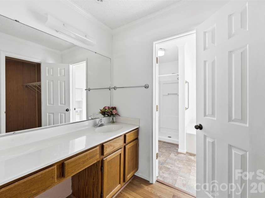 4413 Gentry Lane, York, SC 29745.  MLS# CAR4388254, YatesRealty ID 28828. Master bath