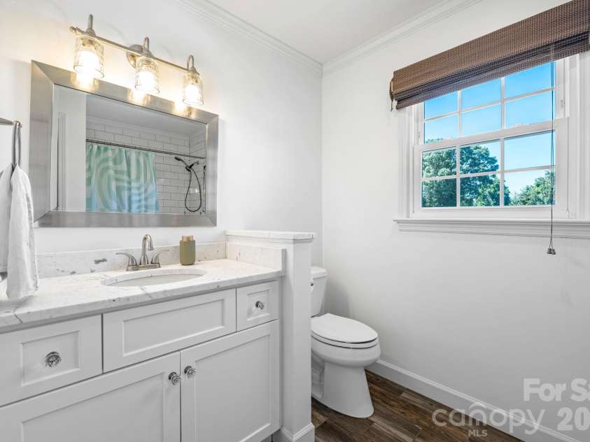 8005 Island View Court, Denver, NC 28037.  MLS# CAR4388825, YatesRealty ID 28829. 