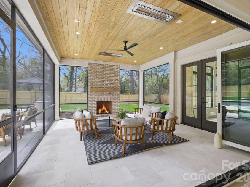 3028 Eastham Lane, Charlotte, NC 28209.  MLS# CAR4383792, YatesRealty ID 28830. 