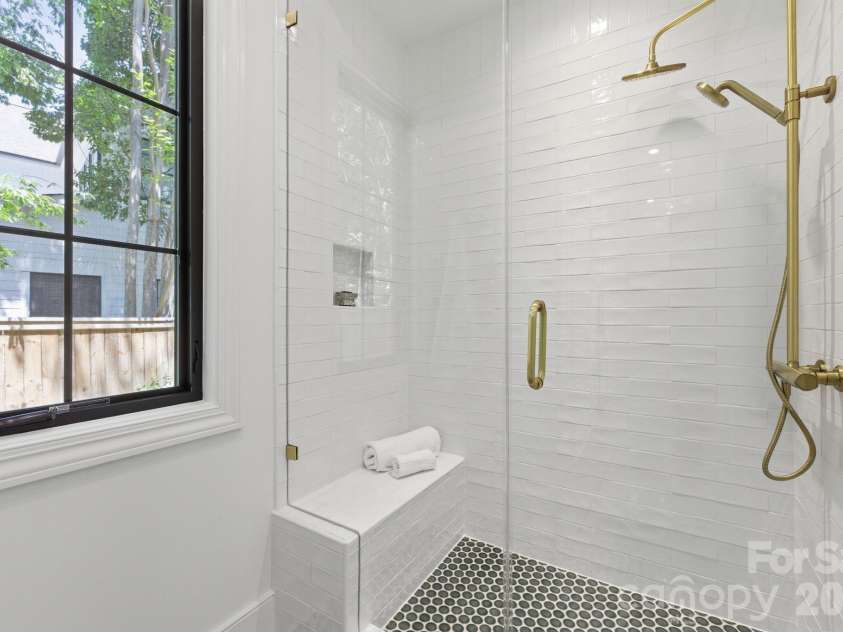 3028 Eastham Lane, Charlotte, NC 28209.  MLS# CAR4383792, YatesRealty ID 28830. 