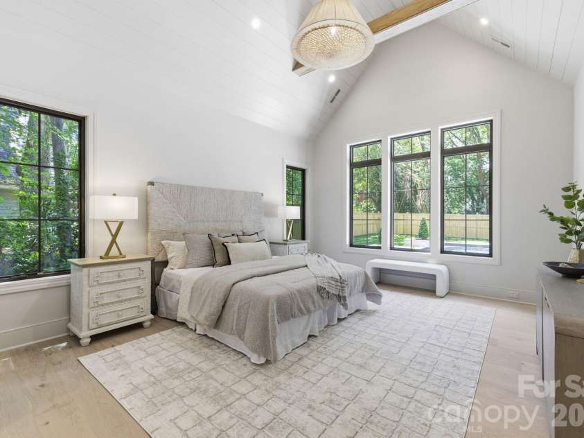3028 Eastham Lane, Charlotte, NC 28209.  MLS# CAR4383792, YatesRealty ID 28830. 