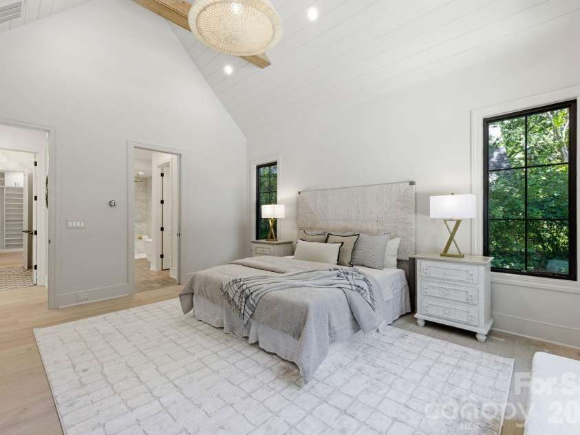 3028 Eastham Lane, Charlotte, NC 28209.  MLS# CAR4383792, YatesRealty ID 28830. 