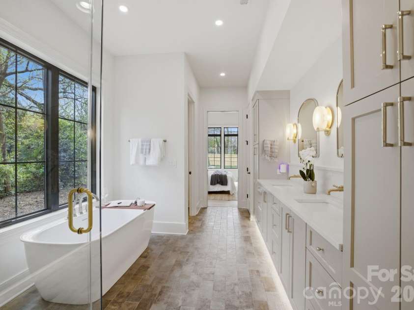 3028 Eastham Lane, Charlotte, NC 28209.  MLS# CAR4383792, YatesRealty ID 28830. 