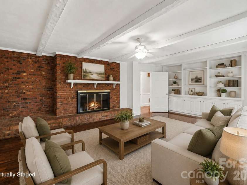 930 Scotch Drive, Gastonia, NC 28054.  MLS# CAR4385001, YatesRealty ID 28831. Virtually staged family