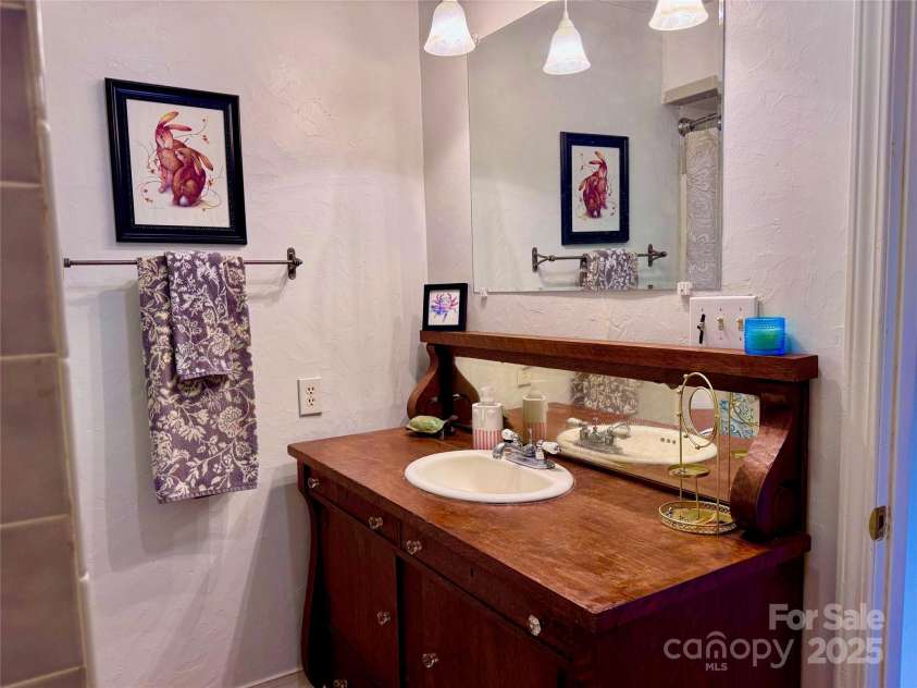 225 Hobson Branch Road, Weaverville, NC 28787.  MLS# CAR4286508, YatesRealty ID 28832. 