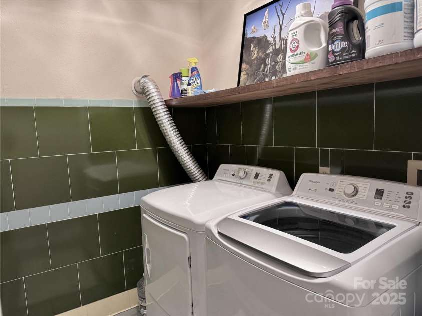 225 Hobson Branch Road, Weaverville, NC 28787.  MLS# CAR4286508, YatesRealty ID 28832. 