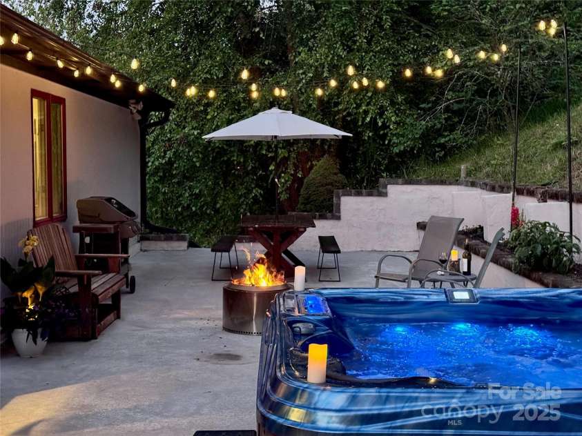 225 Hobson Branch Road, Weaverville, NC 28787.  MLS# CAR4286508, YatesRealty ID 28832. 