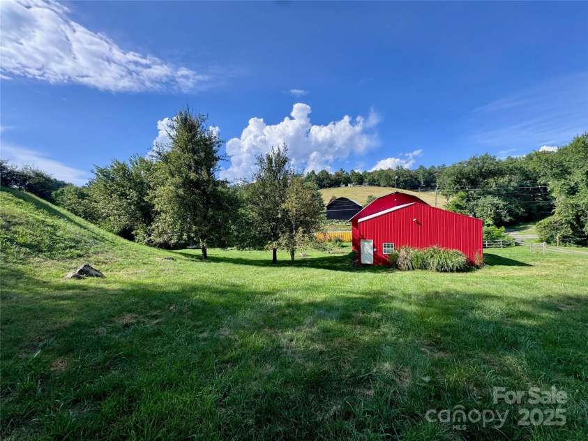 225 Hobson Branch Road, Weaverville, NC 28787.  MLS# CAR4286508, YatesRealty ID 28832. 