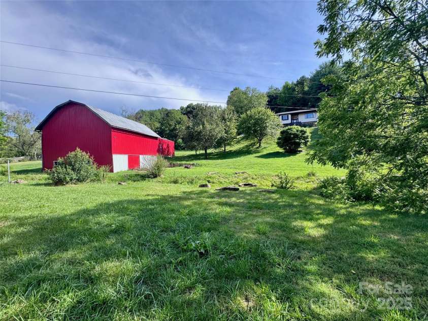 225 Hobson Branch Road, Weaverville, NC 28787.  MLS# CAR4286508, YatesRealty ID 28832. 