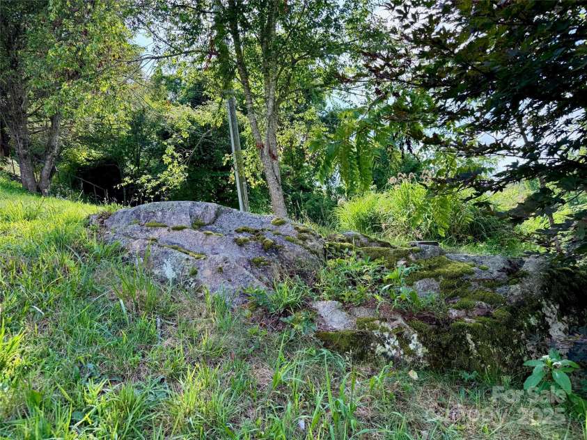 225 Hobson Branch Road, Weaverville, NC 28787.  MLS# CAR4286508, YatesRealty ID 28832. 