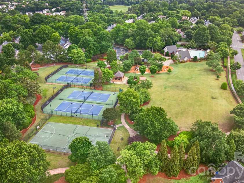 9834 Dominion Crest Drive, Charlotte, NC 28269.  MLS# CAR4388373, YatesRealty ID 28837. 
