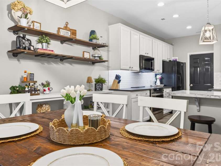 9834 Dominion Crest Drive, Charlotte, NC 28269.  MLS# CAR4388373, YatesRealty ID 28837. 