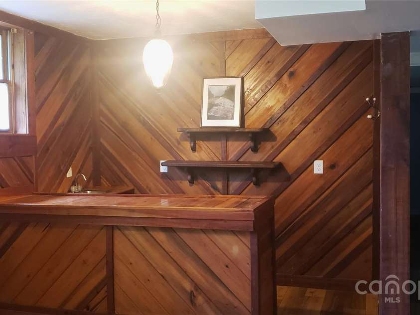 4755 US 23 Highway, Mars Hill, NC 28754.  MLS# CAR4285920, YatesRealty ID 28838. Den bar