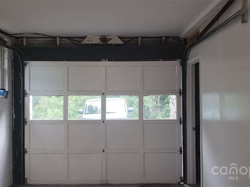 4755 US 23 Highway, Mars Hill, NC 28754.  MLS# CAR4285920, YatesRealty ID 28838. Garage interior