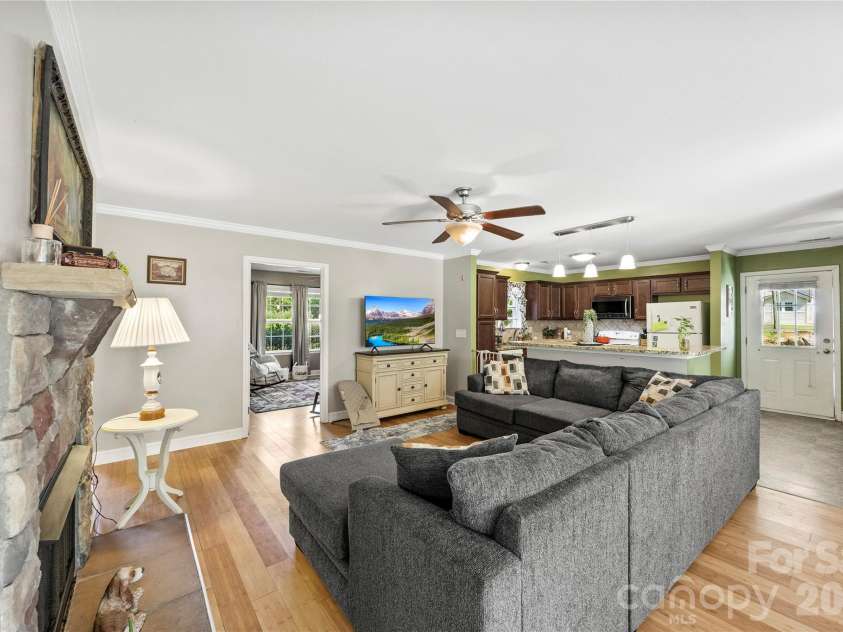 5250 Hickory Grove Road, Mount Holly, NC 28120.  MLS# CAR4390043, YatesRealty ID 28838. 