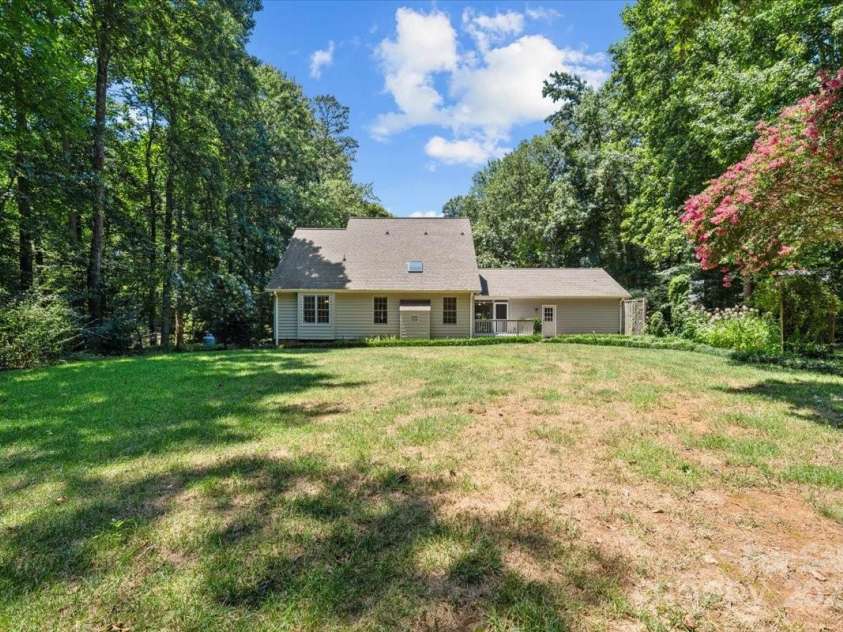 1057 Red Bird Court, Randleman, NC 27317.  MLS# CAR4286623, YatesRealty ID 28839. 