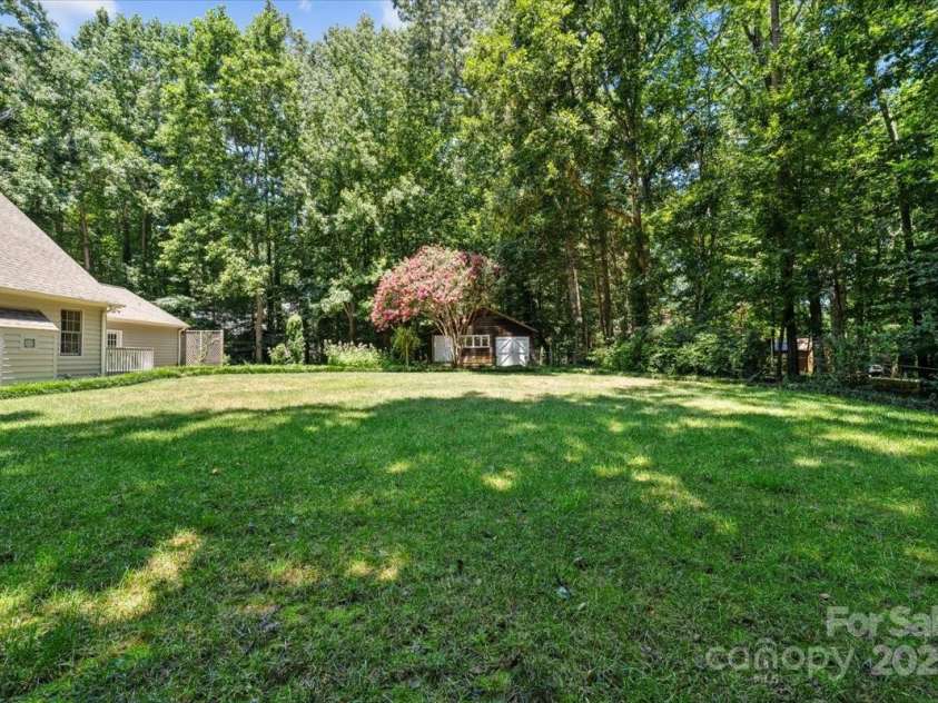 1057 Red Bird Court, Randleman, NC 27317.  MLS# CAR4286623, YatesRealty ID 28839. 