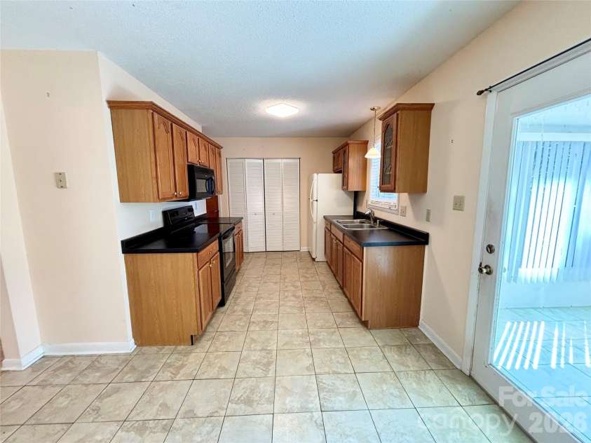 2335 Greater Druid Hills Boulevard, Hendersonville, NC 28791.  MLS# CAR4352048, YatesRealty ID 2884. 