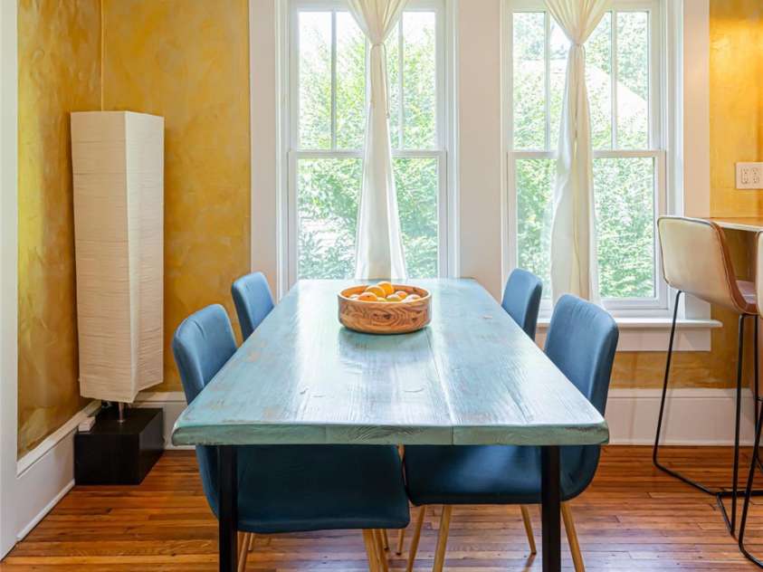 61 Elizabeth Place, Asheville, NC 28801.  MLS# CAR4213043, YatesRealty ID 2884. 