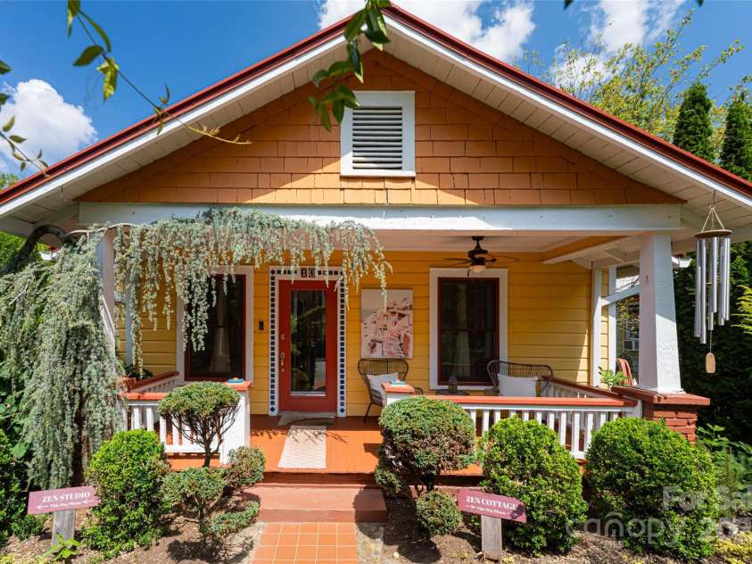 61 Elizabeth Place, Asheville, NC 28801.  MLS# CAR4213043, YatesRealty ID 2884. Zen Studio to the left, Zen Cottage to the right, and your own oasis straight ahead.