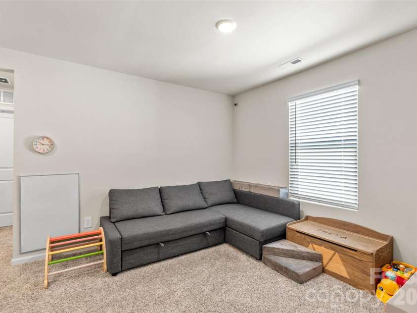 380 Olympia Way, York, SC 29745.  MLS# CAR4385182, YatesRealty ID 28840. 