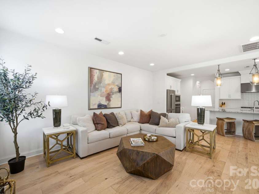 6008 Corbin Woods Court, Charlotte, NC 28226.  MLS# CAR4389811, YatesRealty ID 28842. 