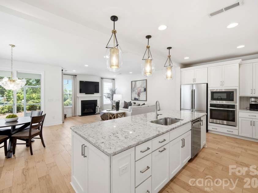 6008 Corbin Woods Court, Charlotte, NC 28226.  MLS# CAR4389811, YatesRealty ID 28842. 
