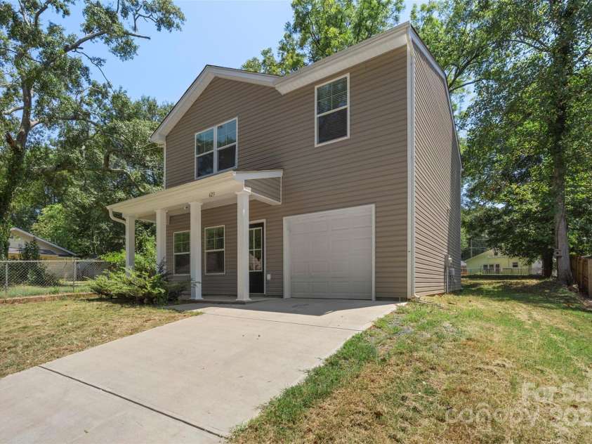 623 Hillcrest Drive, Shelby, NC 28150.  MLS# CAR4286452, YatesRealty ID 28842. 