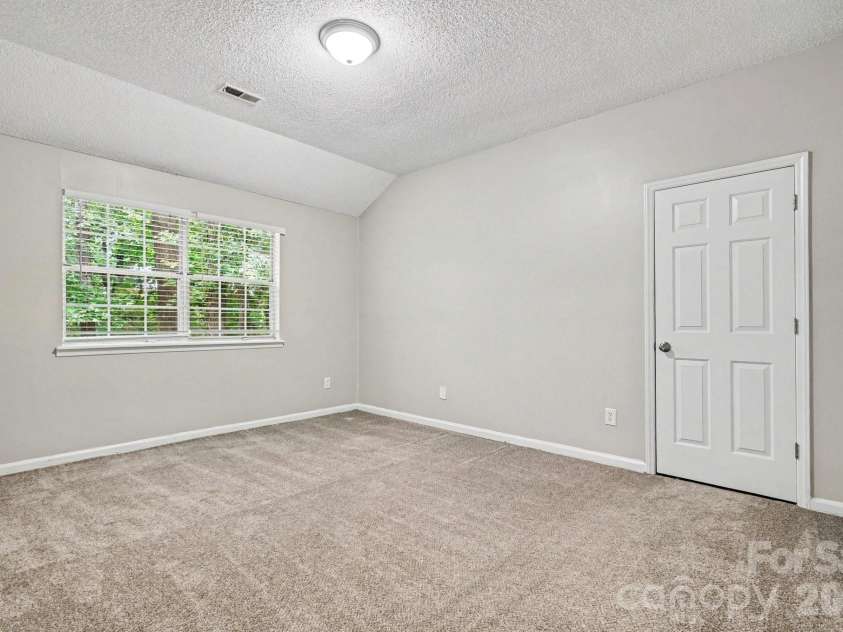 9001 Louvaine Drive, Charlotte, NC 28227.  MLS# CAR4386484, YatesRealty ID 28844. 