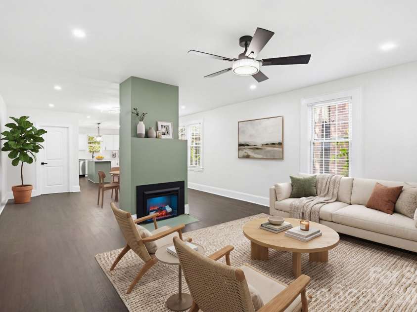2232 Wilmore Drive, Charlotte, NC 28203.  MLS# CAR4388385, YatesRealty ID 28845. 