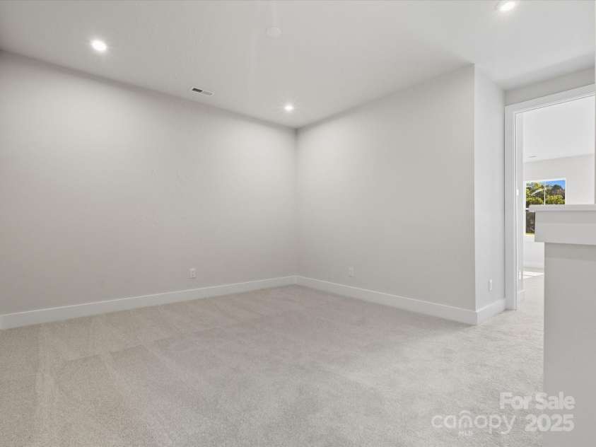 323 Ardmore Drive, Belmont, NC 28012.  MLS# CAR4319122, YatesRealty ID 28845. Loft for Added Livability Upstairs.