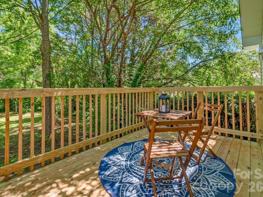 404 Community Street, Rock Hill, SC 29730.  MLS# CAR4381452, YatesRealty ID 28846. 