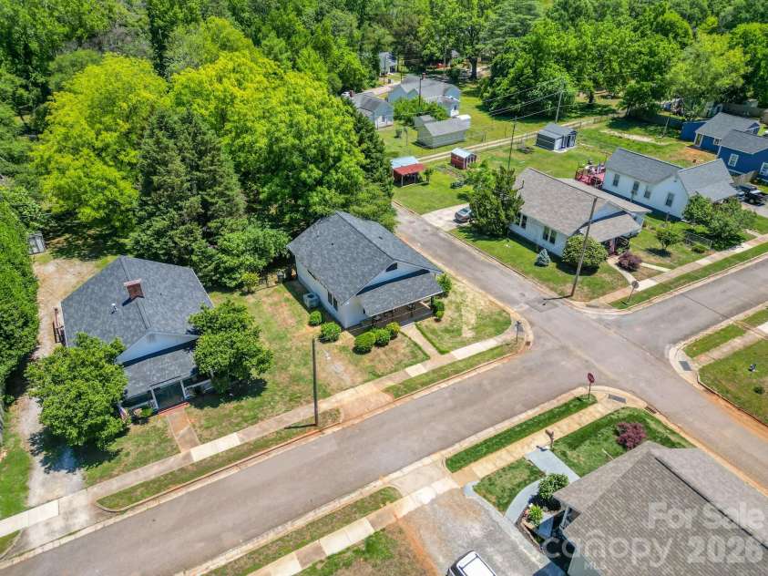 404 Community Street, Rock Hill, SC 29730.  MLS# CAR4381452, YatesRealty ID 28846. 